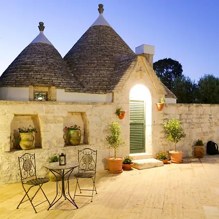 Trulli E Tramonti Casa de Férias